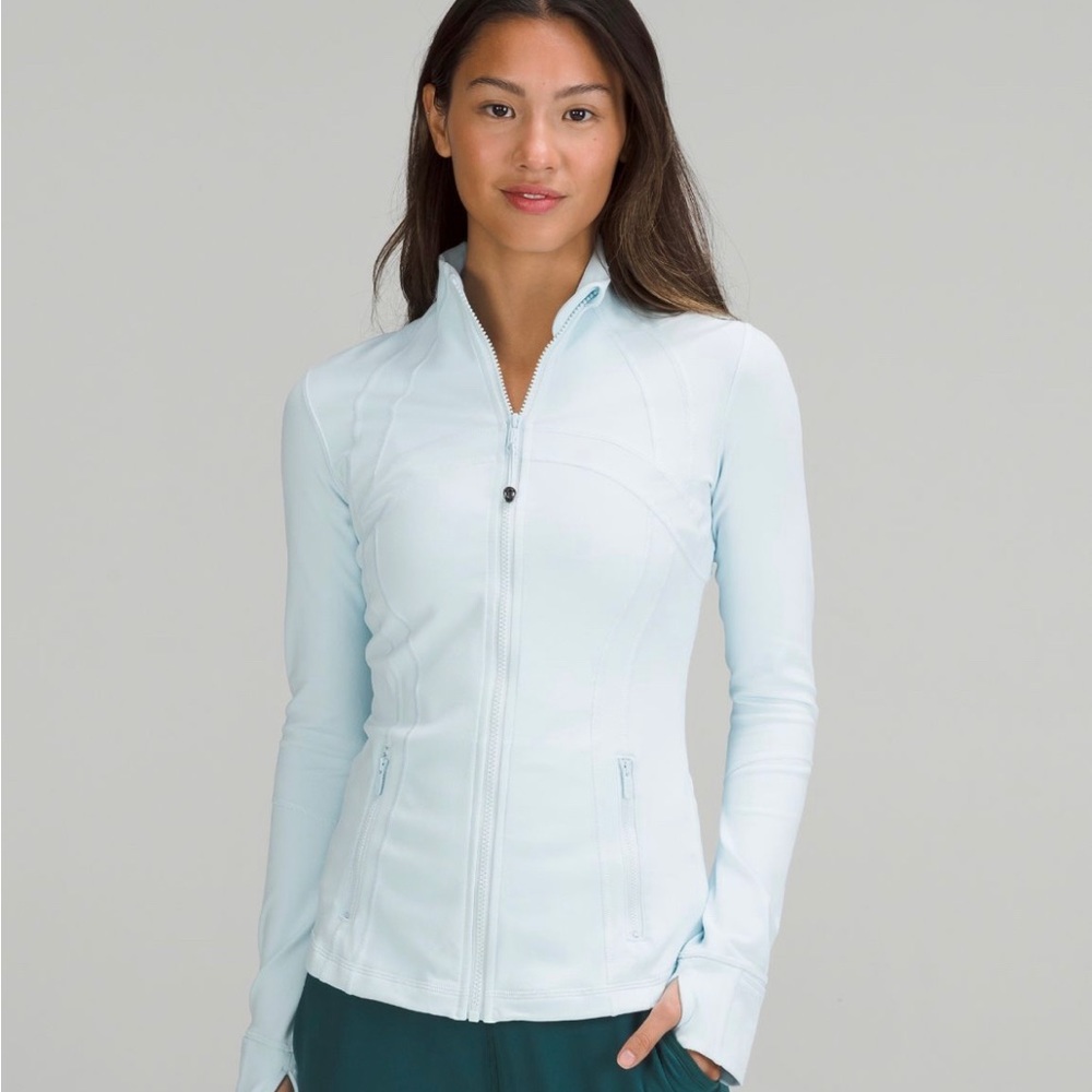 Define Jacket luon lululemon powder blue size 2